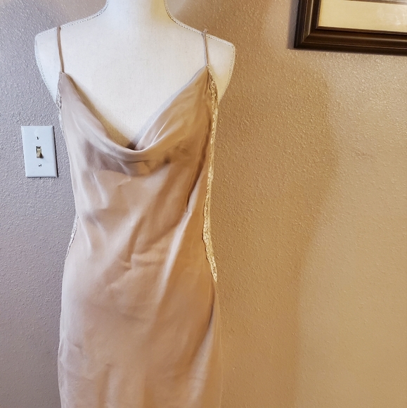 Neiman Marcus Other - Neiman Marcus Silk Chemise